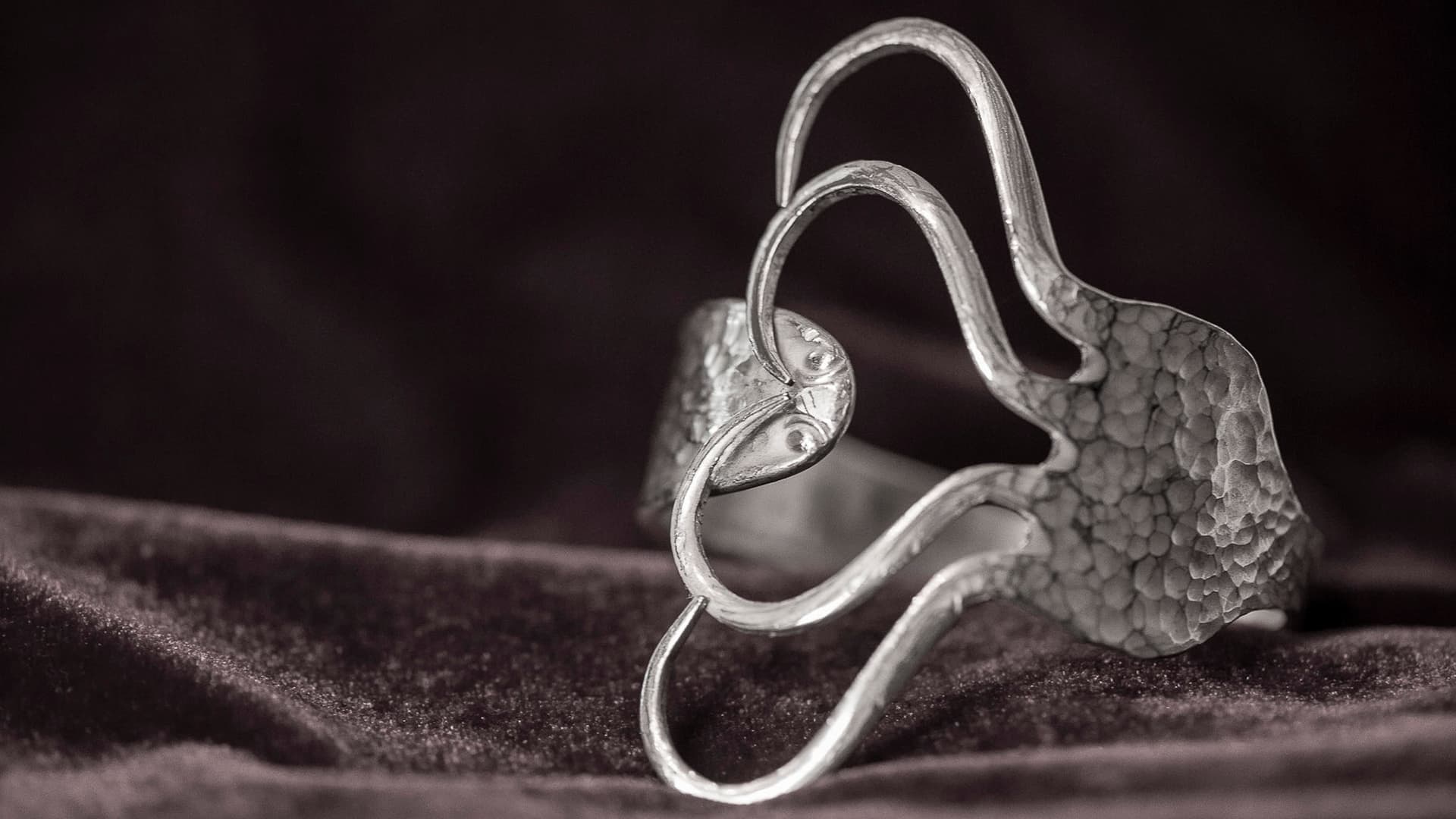 From a fork to bracelet